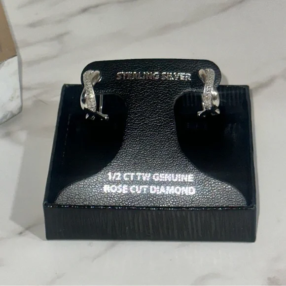 Victoria Townsend Jewelry Victoria Townsend Diamond Twist Hoop